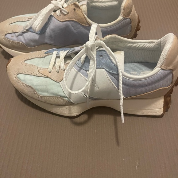 New Balance 327 pastel - Picture 2 of 3